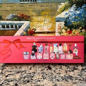 MACY’S FAVORITE SCENTS